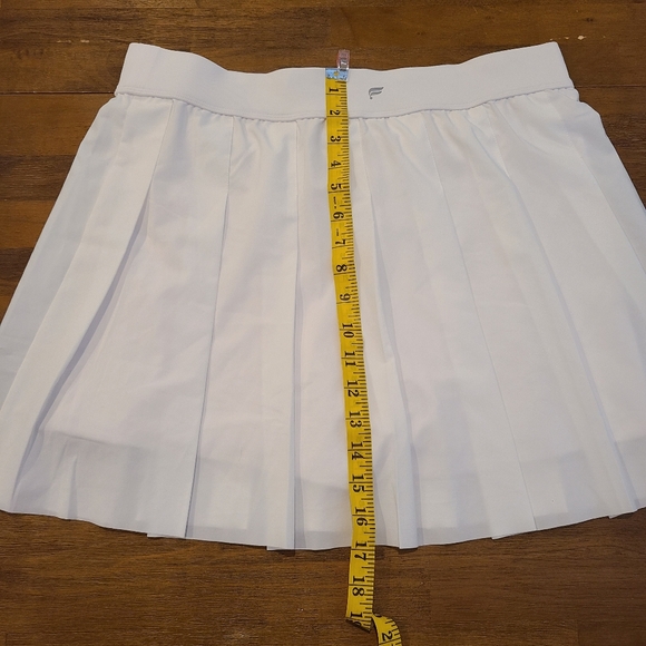 Fabletics White Pleated Athletic Skort - Picture 7 of 7